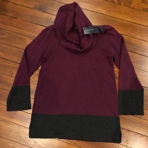 NWT 🌹 Colorblock Turtleneck Sweater Size S